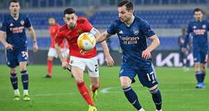 Arsenal vs. Benfica en la Europa League. Foto: AFP / ALBERTO PIZZOLI