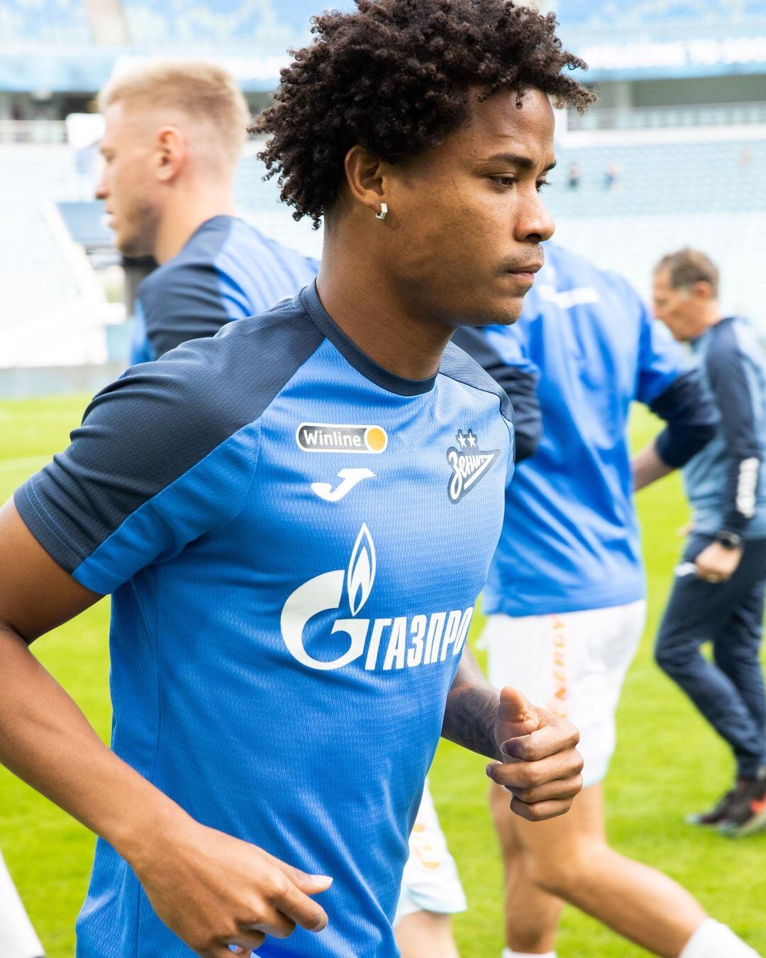 Wilmar Barrios fue titular con Zenit.
