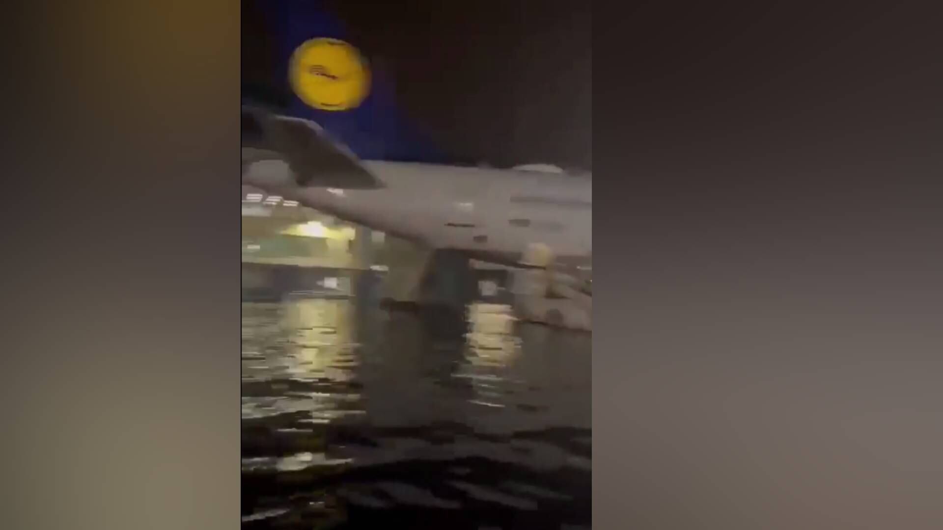 Twitter @FlightModeblog