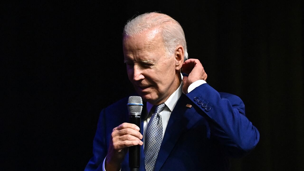 El presidente estadounidense, Joe Biden, ofrece una conferencia de prensa en Hanoi el 10 de septiembre de 2023, el primer día de una visita a Vietnam