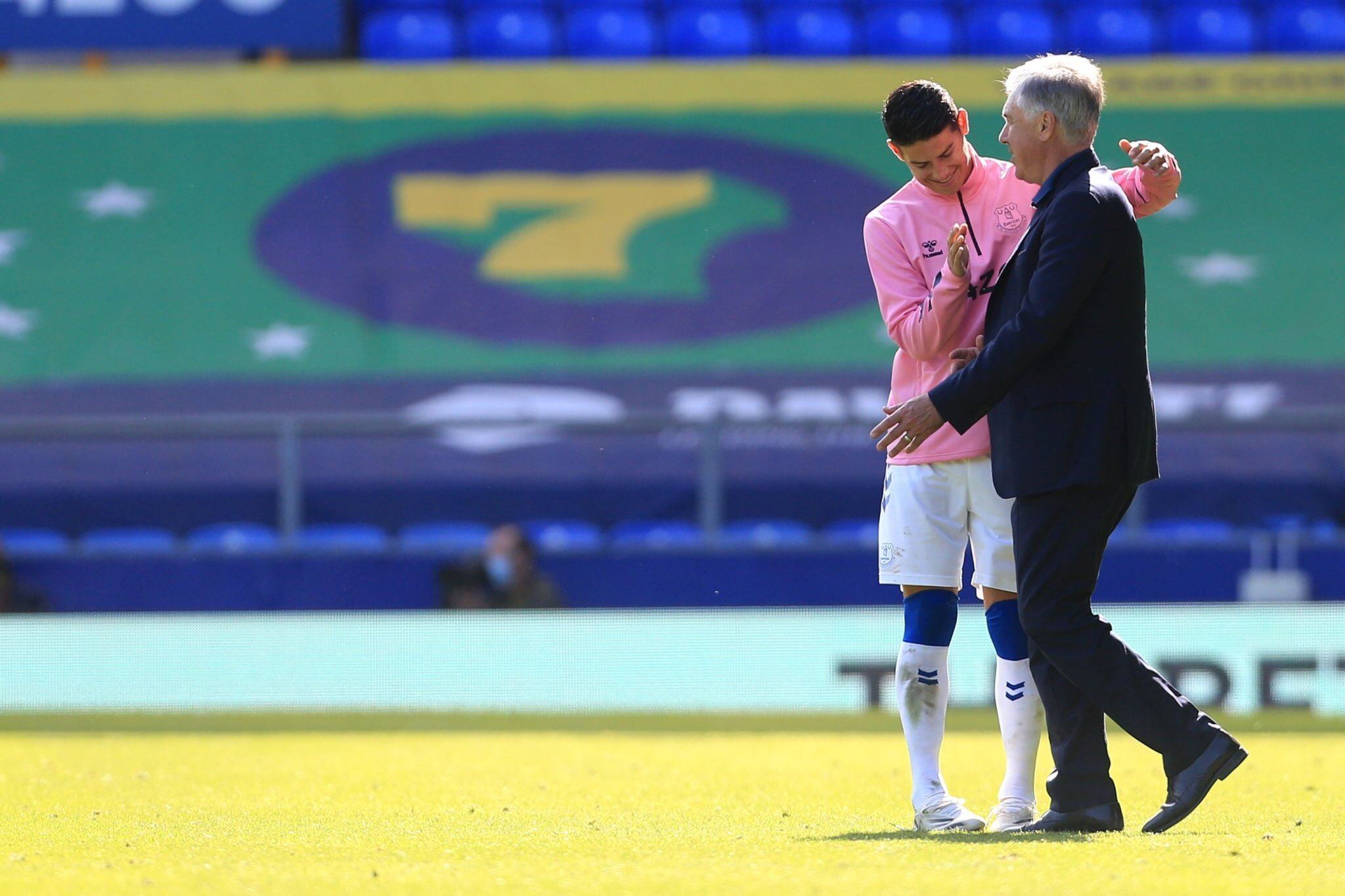 Jugador y entrenador del Everton.