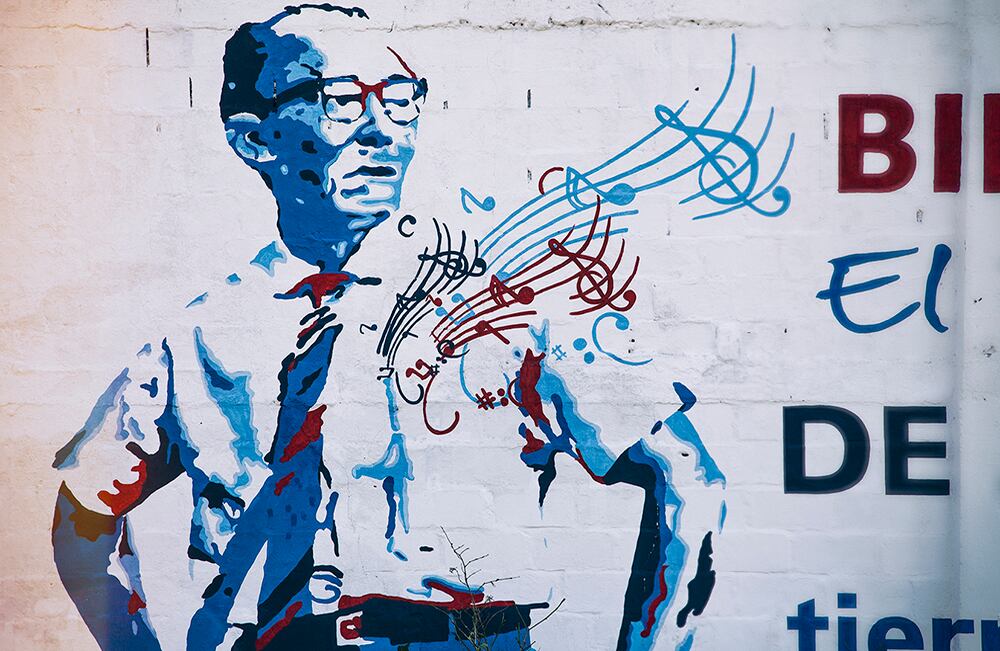 La imaagen de José Barros recibe a los visitantes del Banco, Magdalena