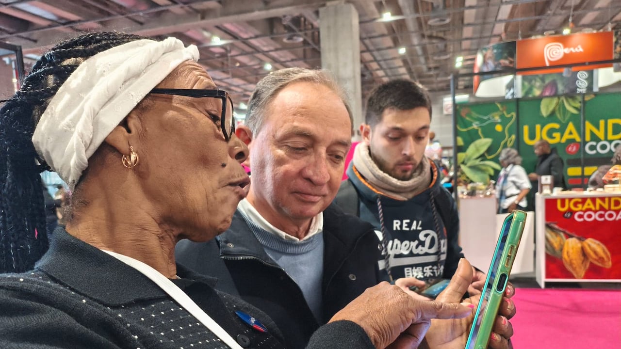 Las cooperaciones suiza y francesa encuentran en el cacao colombiano un potencial de desarrollo económico, no solo para las regiones productoras, sino también para todo el país.