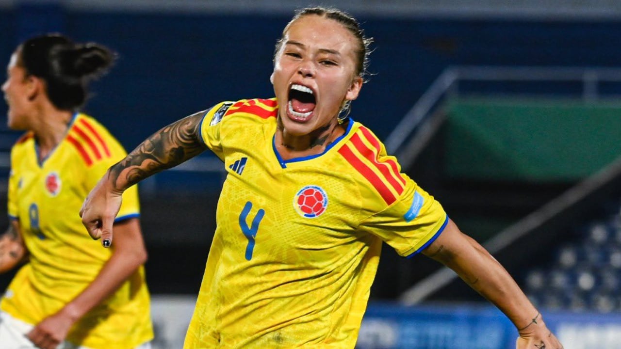 Ana María Guzmán marcó doblete en el último partido de la Liga de Naciones Femenina.