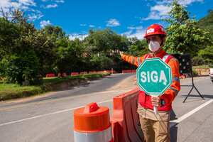 Mantenimiento de la vía Bogotá- Girardot