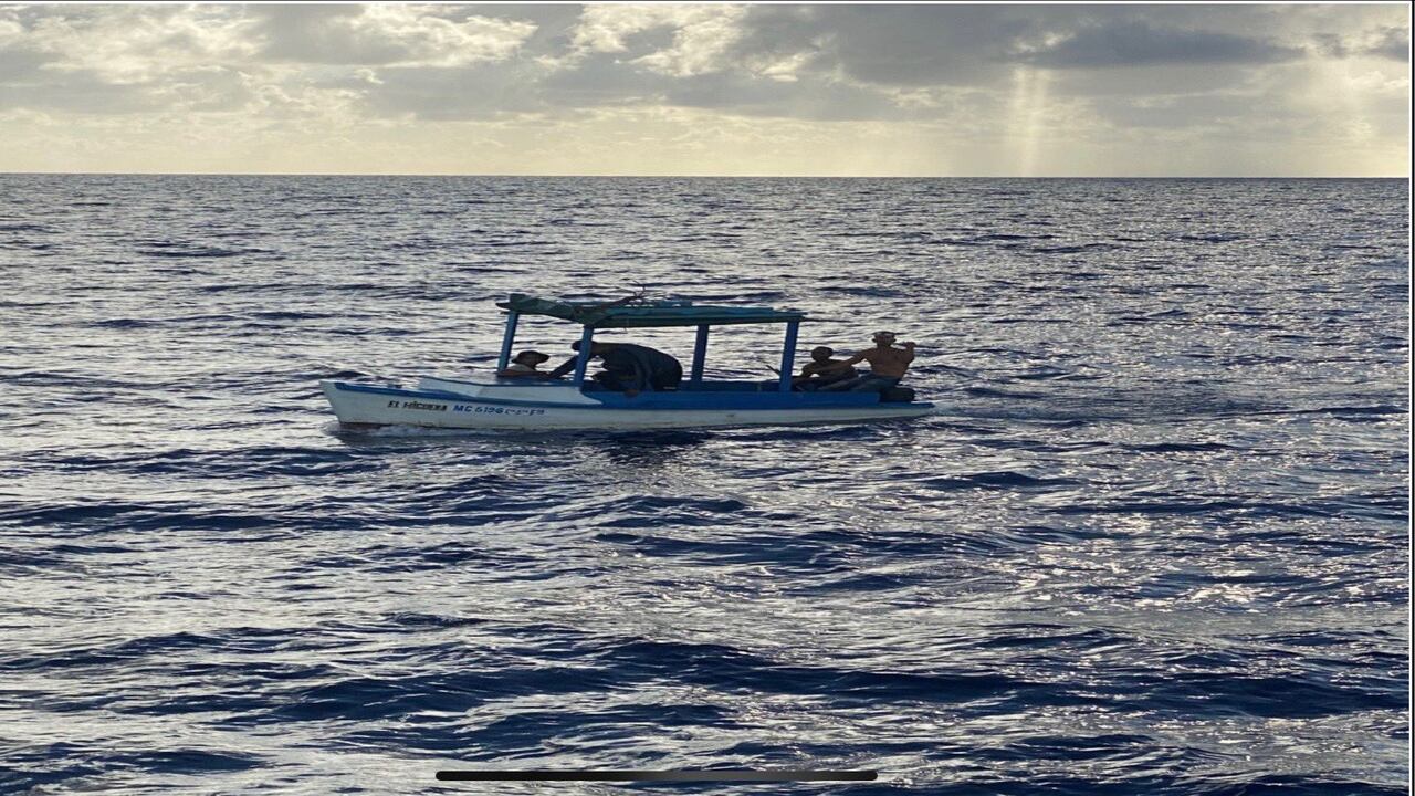 Según el reporte de la Guardia Costera de EE. UU., más de 3.739 personas de la isla caribeña que viajaron por mar han sido detenidas.