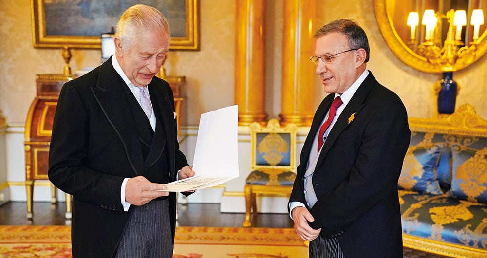 Roy Barrera como embajador de Colombia ante el Reino Unido.