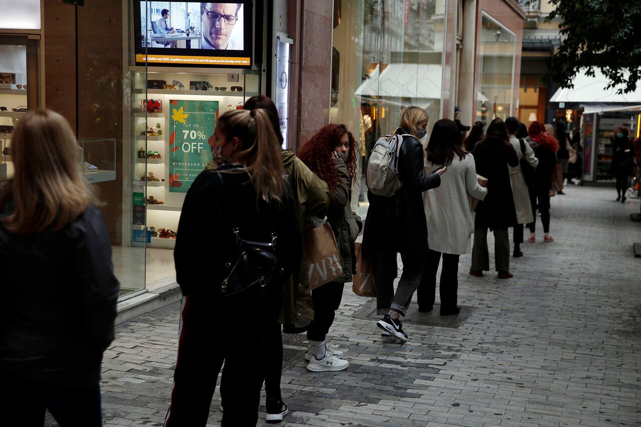 Grecia vuelve a cuarentena estricta.