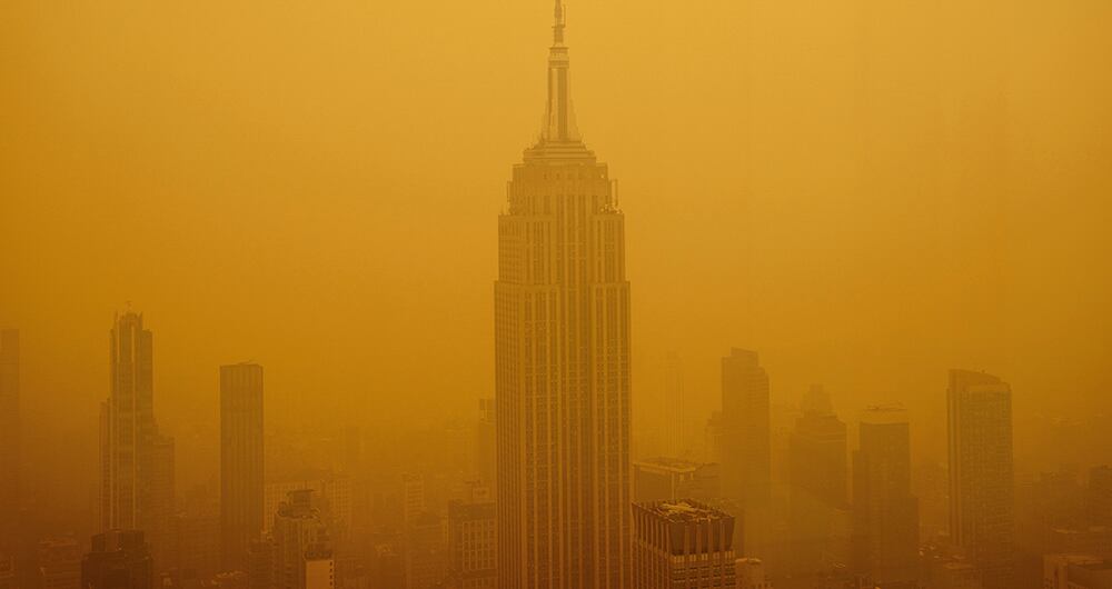 Nueva York está sumido en una ola naranja.