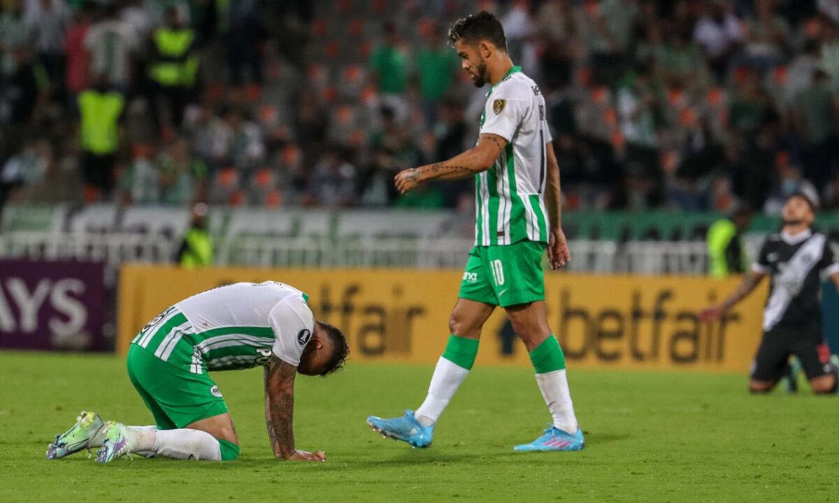 Medellin, COLOMBIA - CONMEBOL Libertadores 2022 - Atletico Nacional (COL) vs Olimpia (PAR) - Estadio Atanasio Girardot - Photo By Staff Images / CONMEBOL