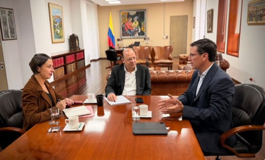 Reunión entre el Gobierno y el gerente de la Federación de Cafeteros, sobre el contrato de administración del Fondo que le quieren quitar al gremio.