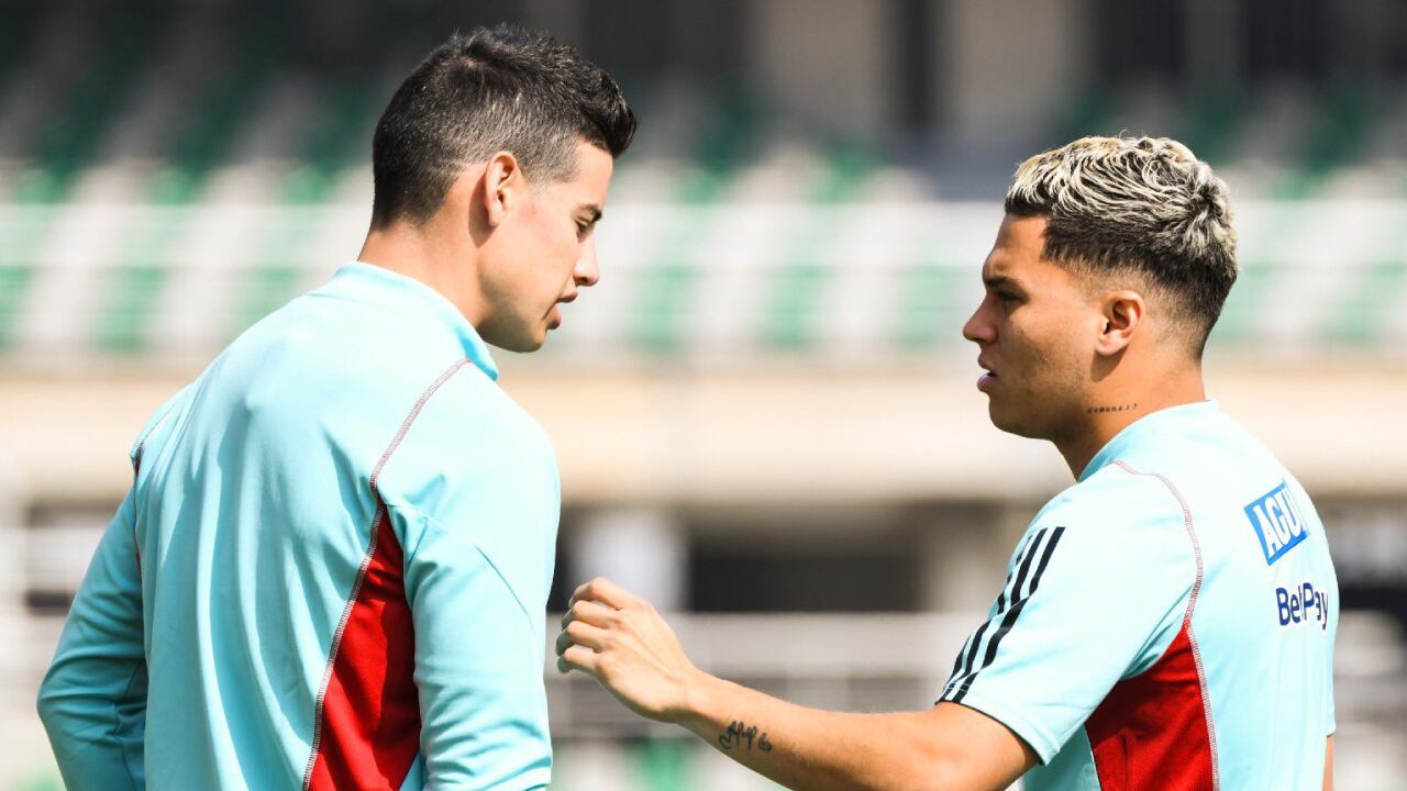 James Rodríguez y Juan Fernando Quintero durante la última convocatoria de la Selección Colombia