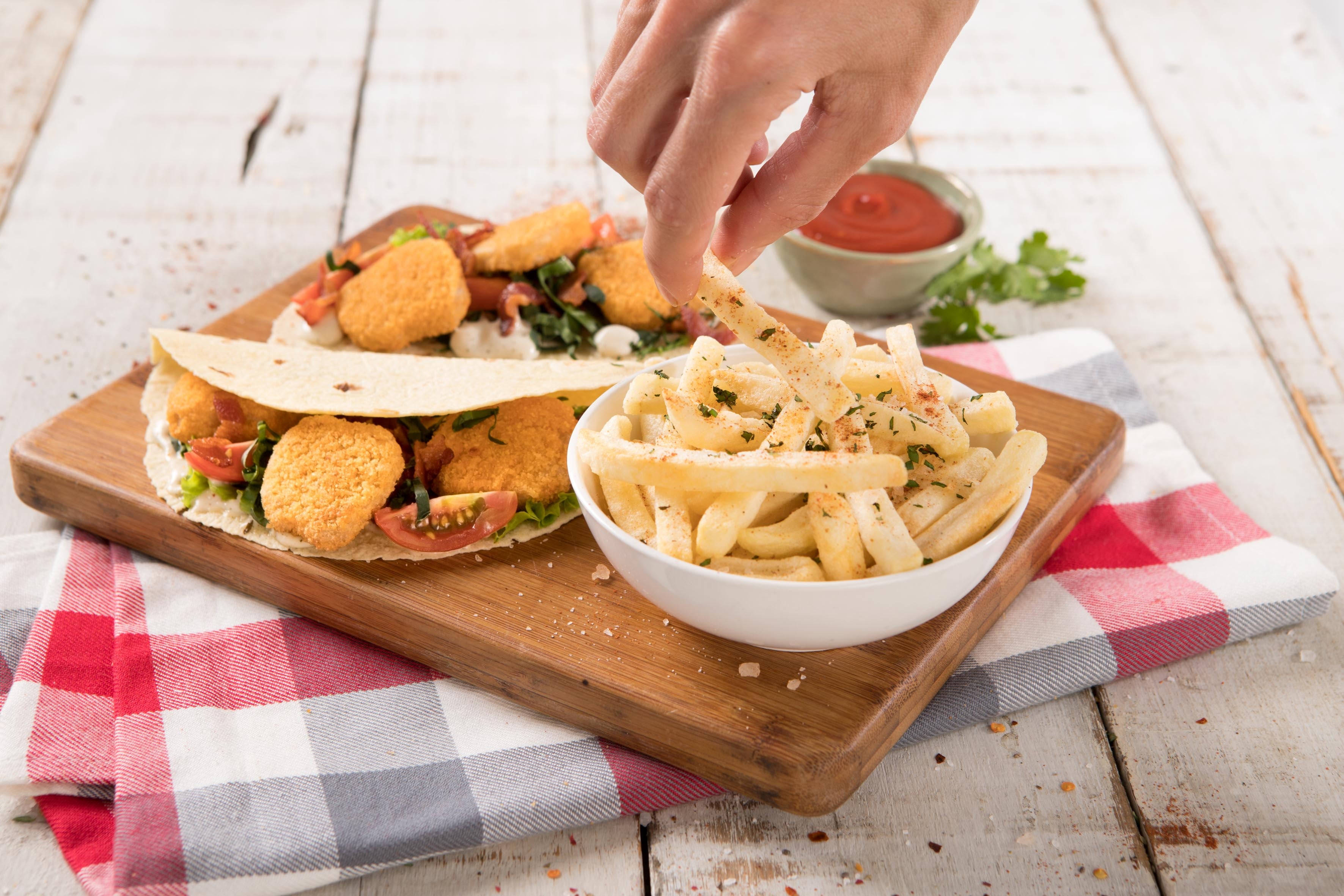 Tortillas de nuggets de pollo Zenú.