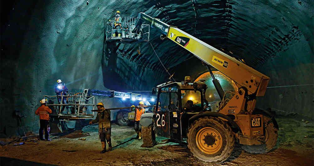 Las inversiones en los proyectos viales tienen futuro en una región en la que existe rezago.