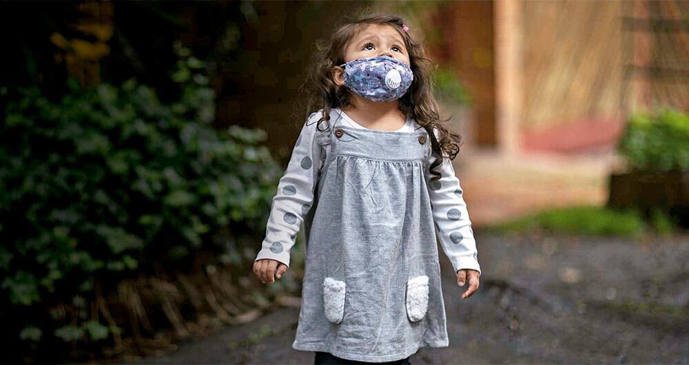 Una generación –tal como lo define la Real Academia Española (RAE)– es el “conjunto de las personas que tienen aproximadamente la misma edad”.