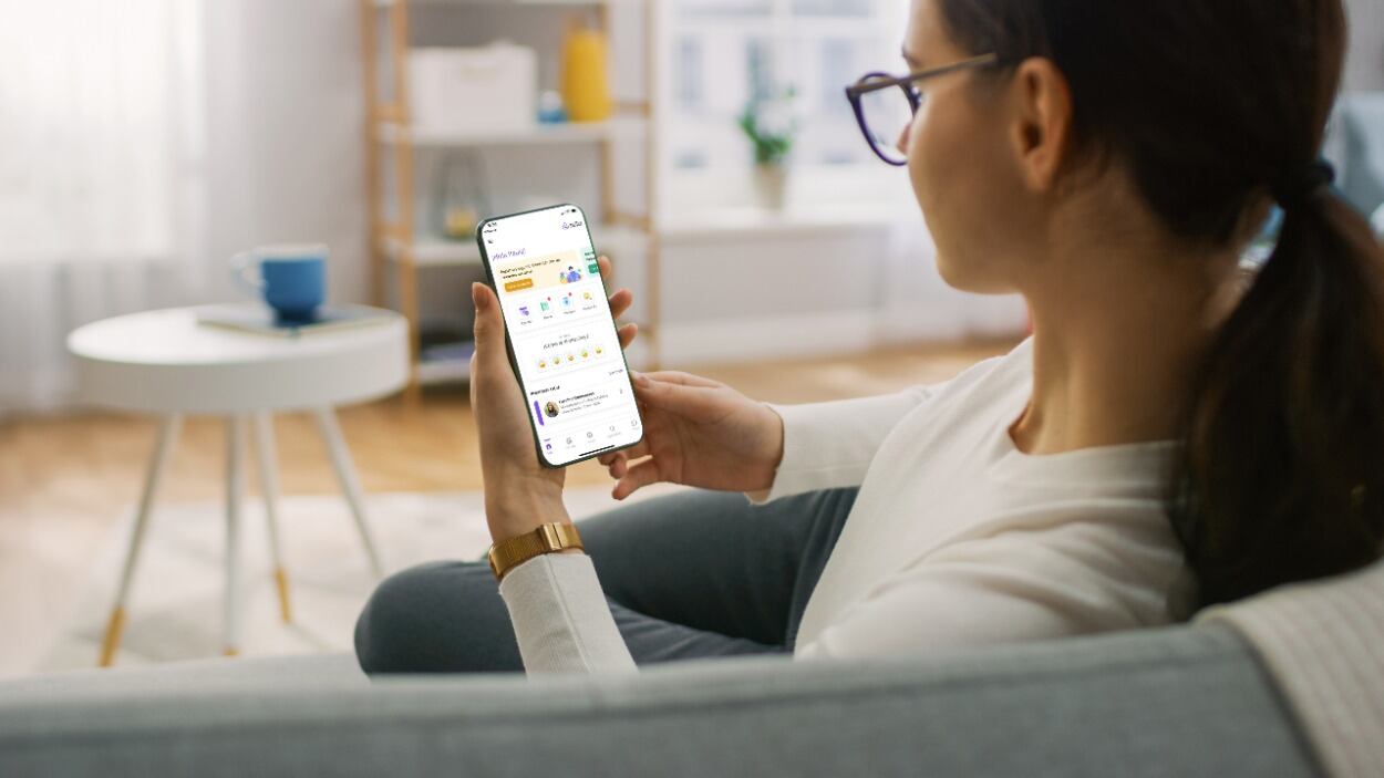 La plataforma en línea conecta a las personas con más de 200 profesionales de salud certificados, entre ellos psicólogos y psiquiatras.