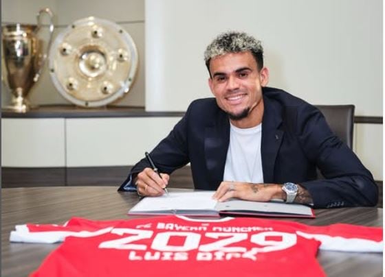 El atacante Luis Díaz fue presentado de manera oficial por el equipo Bayer Múnich de Alemania.