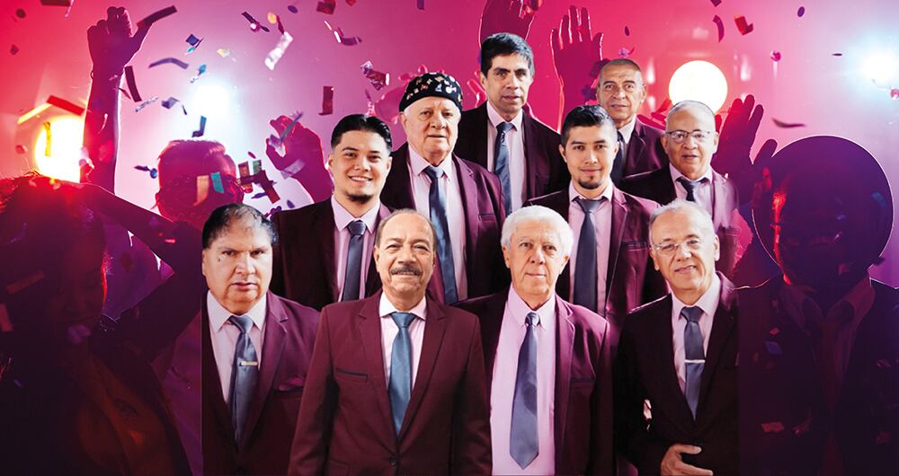  Los Hispanos son considerados como los decanos de la música tropical colombiana en diciembre. Sus canciones suenan desde hace décadas. 