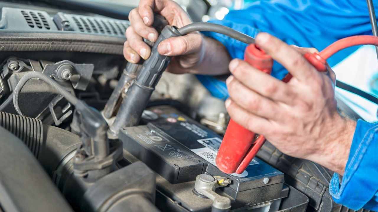 Señales de alerta: así puede detectar cuándo reemplazar la batería de su carro
