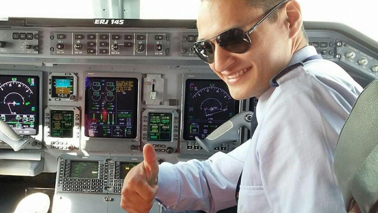 Este piloto era oriundo de la ciudad de Buga.