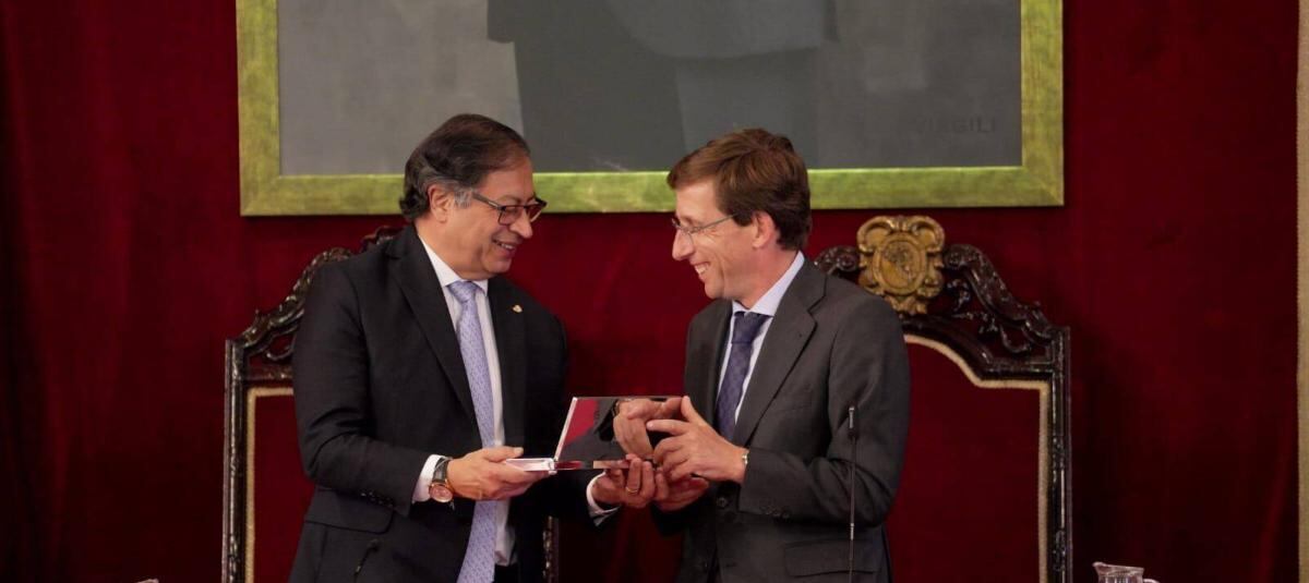 Petro con la Llave de Oro de Madrid