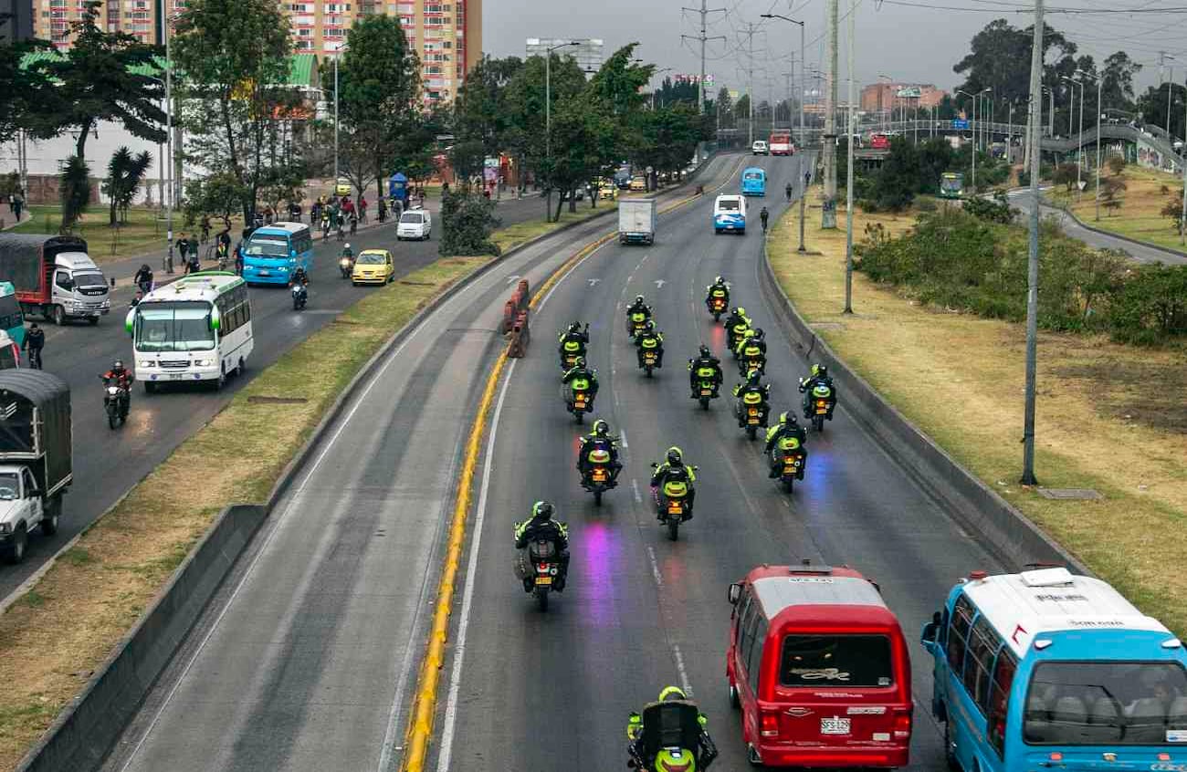 Autopista Sur. FOTO: Mauricio Flórez. SEMANA