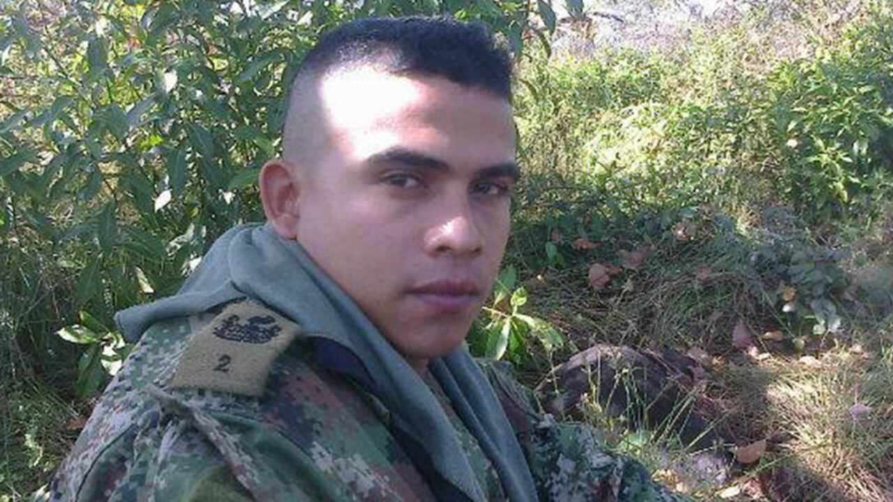 Soldado denuncia haber sido despedido por el Ejército colombiano tras sufrir lesiones en servicio