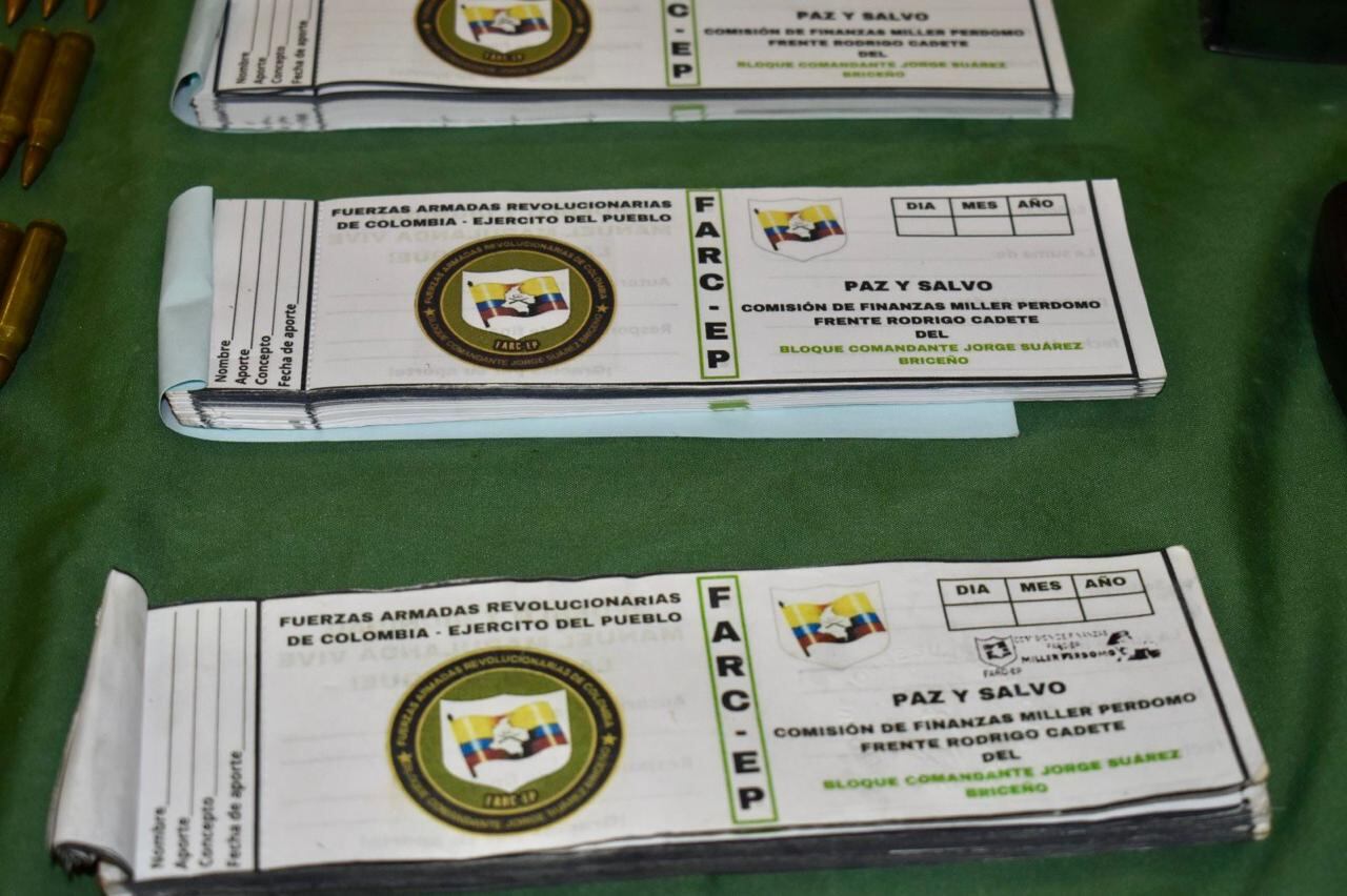 Talonarios de las extorsiones.