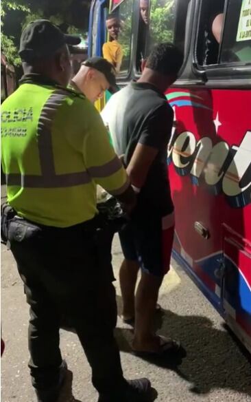 La captura se dio de manera inmediata en delante de los demás pasajeros