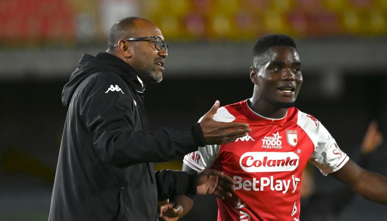 El exarquero debutó en el banquillo del cuadro cardenal en la fecha 18.