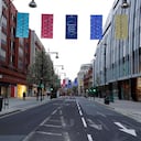 Panorama de Oxford Street en Londres antes de que abran los negocios, el 12 de abril de 2021. (AP Foto/Kirsty Wigglesworth)