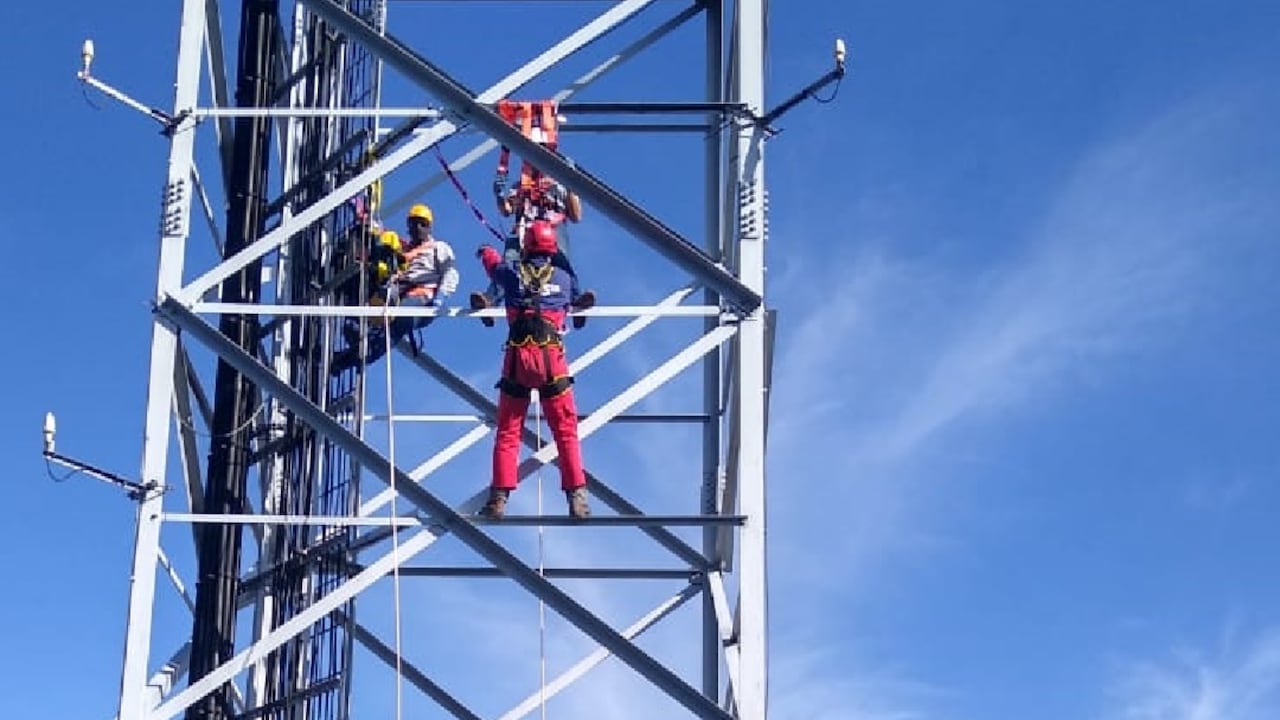 La compañía ha conseguido la eficiencia energética con la instalación de soluciones híbridas para el funcionamiento de sus 9.100 estaciones base.