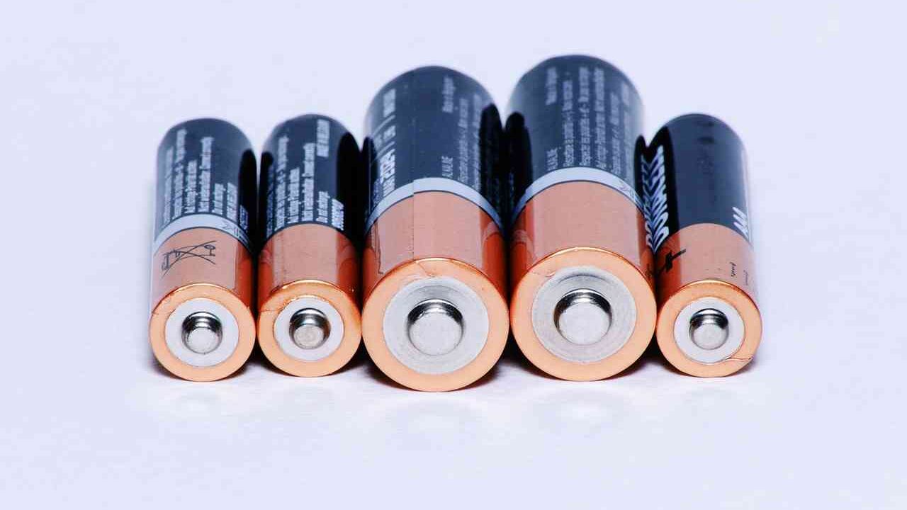 Muchos relacionan el litio con las baterías.