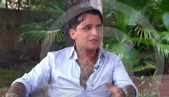 Christian Nodal habló de su expareja, Cazzu y expuso detalles de su separación.