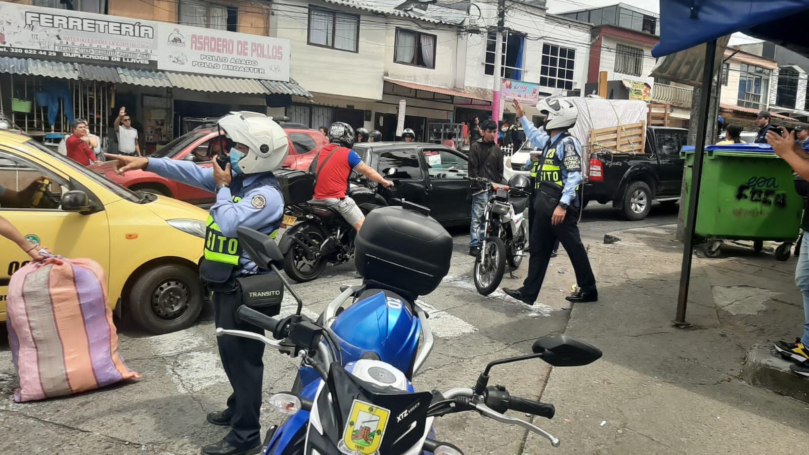 A los habitantes de Armenia les piden utilizar sólo el tranporte formal