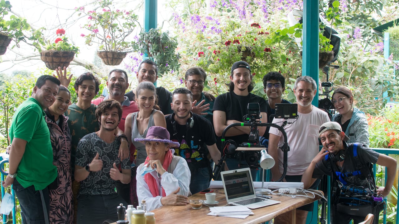 En el municipio de Salento, Quindío, el equipo de producción estuvo concentrado durante más de dos semanas para producir los diez capítulos que componen la serie.
