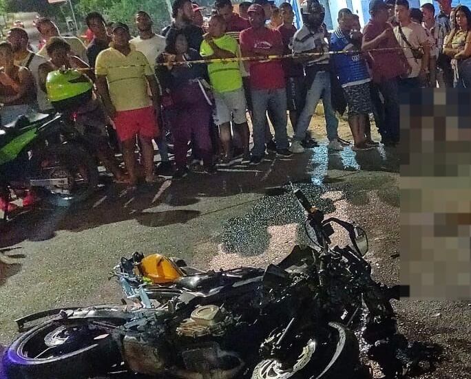 Esta es la motocicleta en la que se movilizaban las víctimas