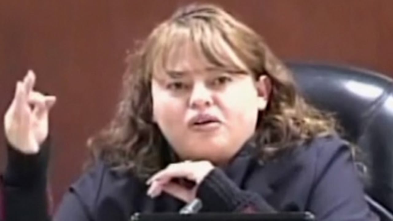 La juez Nury Cervera dijo en la audiencia pública que recibió amenazas de muerte sin mencionar el nombre del fiscal Luis González. Vea en Semana.com el aparte de la audiencia en que la juez afirma que fue amenazada.