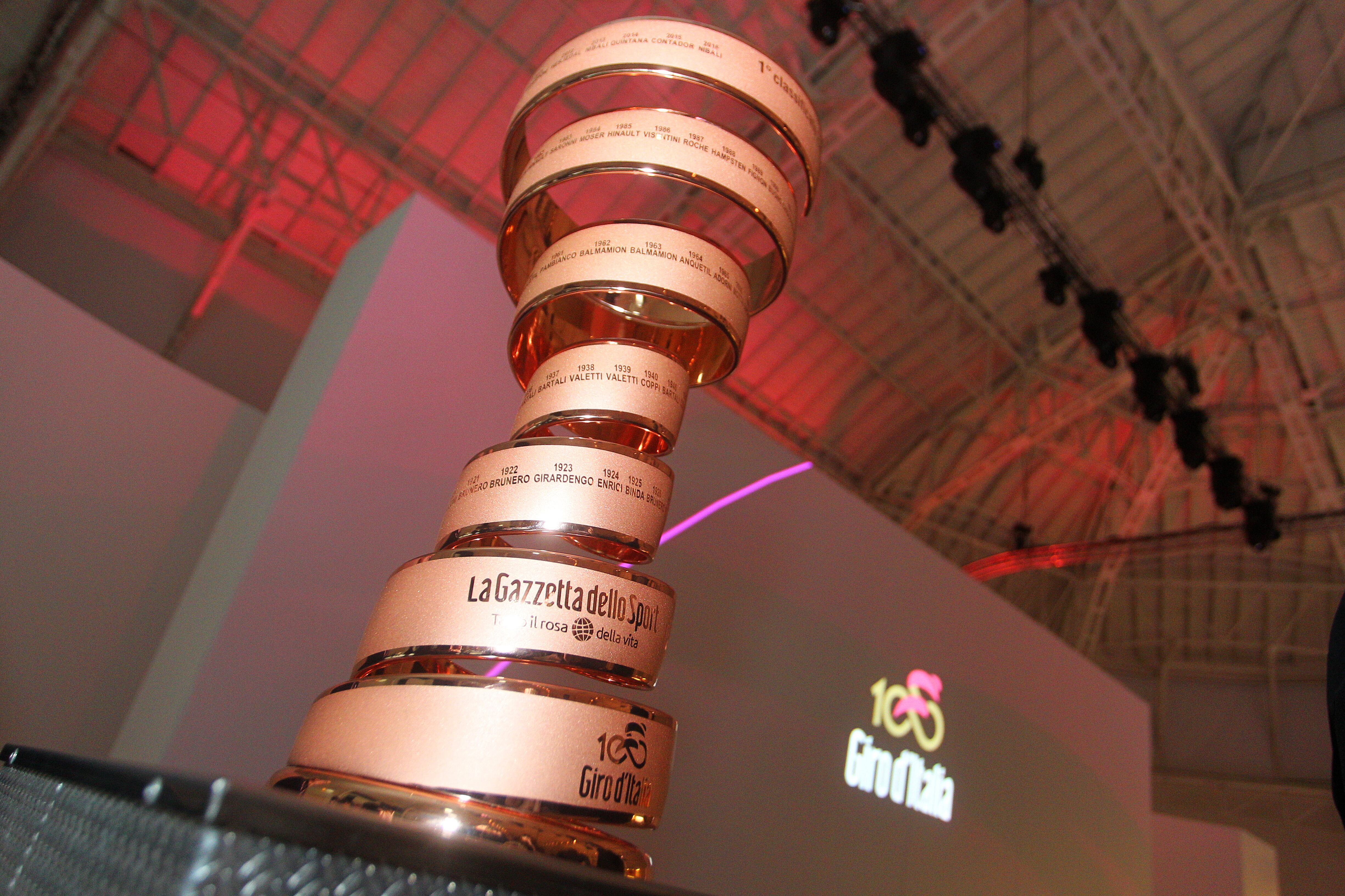 Anticipan un Giro de Italia 2026 más "exigente" para colombianos y demás competidores