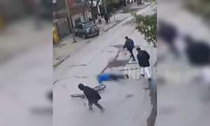 Las fuertes imágenes fueron captadas por las cámaras de seguridad de Buenos Aires el pasado lunes.