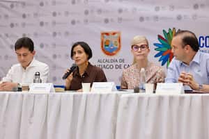 El Comité Directivo contó con la presencia de Luis Carlos Reyes, ministro de Comercio; Susana Muhamad, ministra de Ambiente; Dilian Francisca Toro, gobernadora del Valle, y Alejandro Eder, alcalde de Cali.