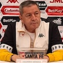 Eduardo Méndez, presidente de Santa Fe, durante la presentación de los nuevos refuerzos