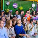 Al desfile 'Moda al Barrio' asistió la futura primera dama de la Nación, Verónica Alcocer.