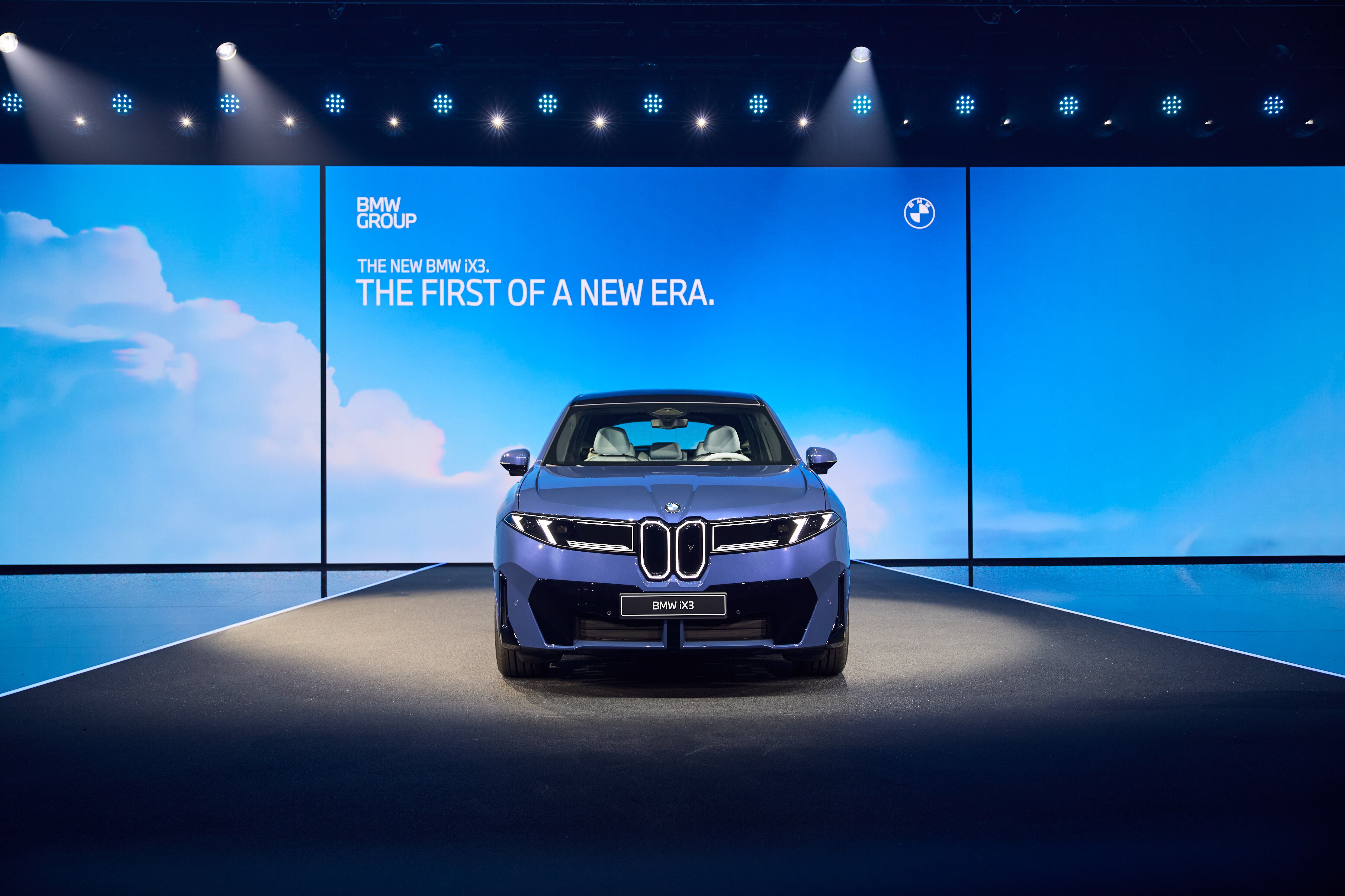 El nuevo BMW iX3 marca los lineamientos que seguirá la marca para la producción de futuros modelos.