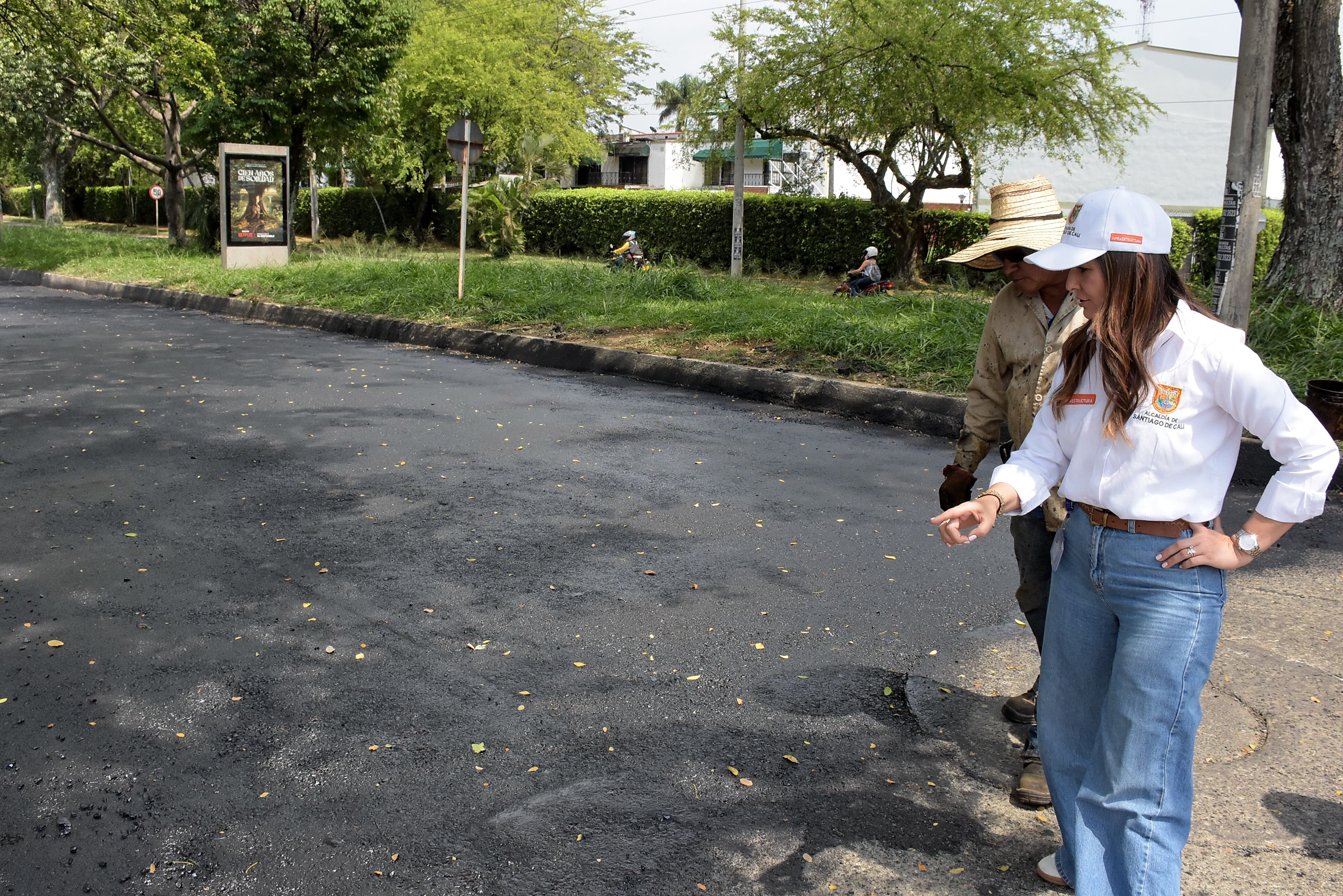 obras de reparcheo en las diferentes vías de la ciudad