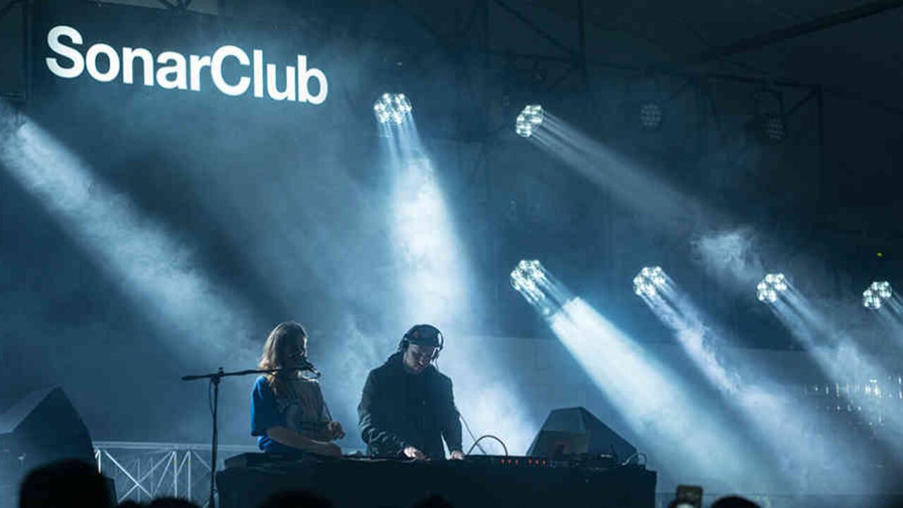 Los austriacos de Hvob ofrecieron un set sentido , atmosférico e inmersivo. Quizás el más redondo de la noche.