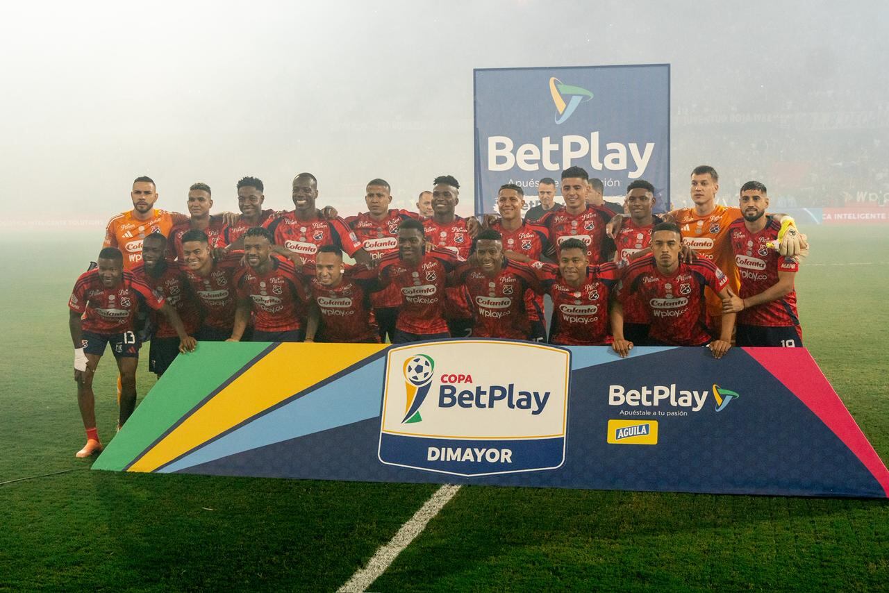 Imagen del partido de vuelta de la final de la Copa Colombia 2025, entre Independiente Medellín  Atlético Nacional.