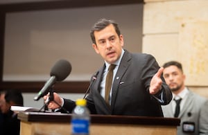 Rodrigo Lara, ministro del Interior.