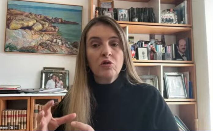 Paloma Valencia en el foro Lucha contra la corrupción del Centro Democrático.