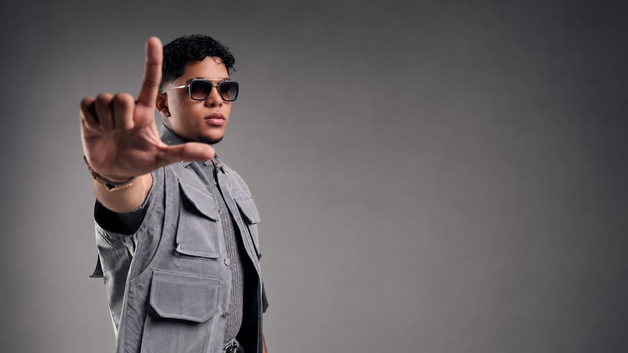 Luister La Voz, cantante cartagenero, es nominado en los Premios Heat.
